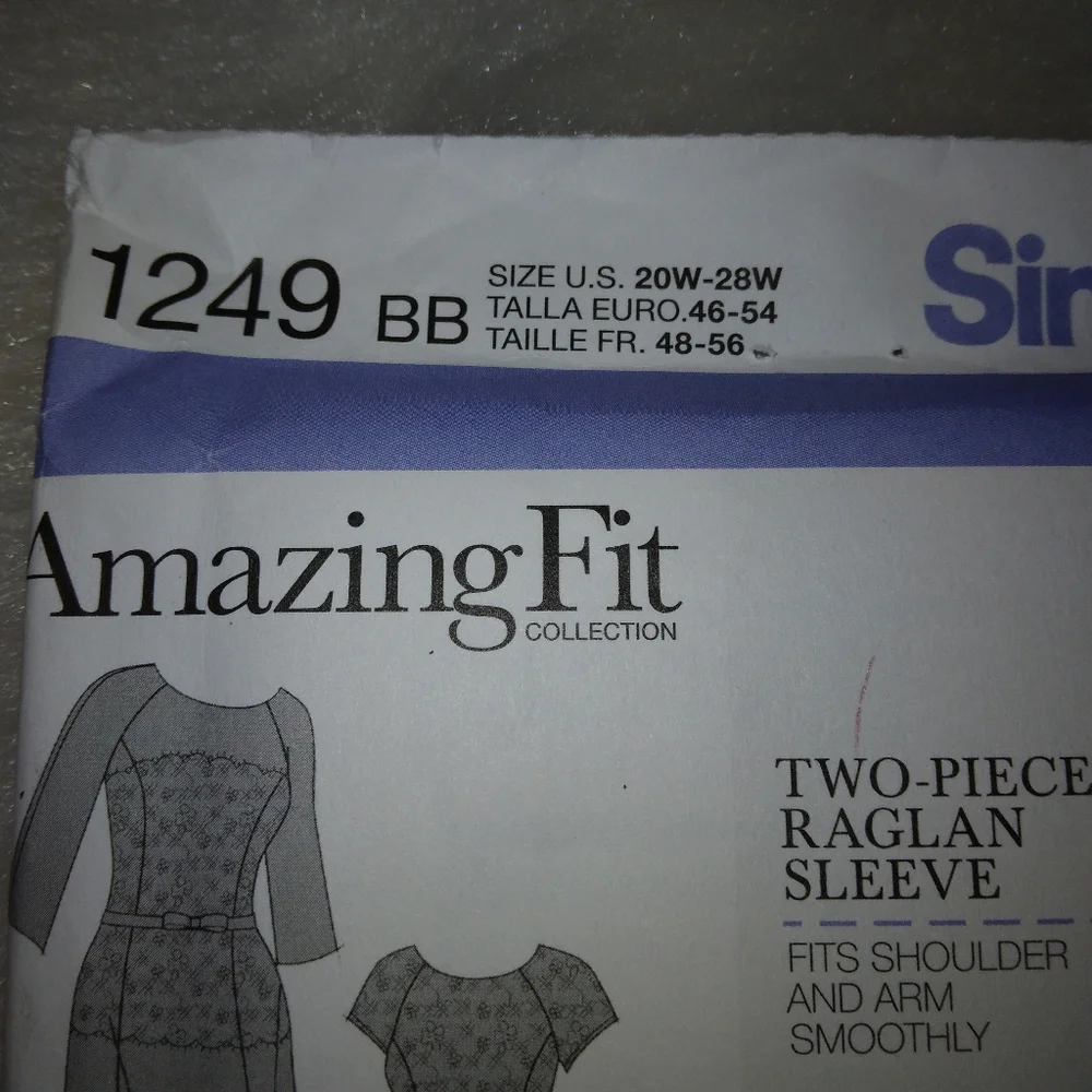 SIMPLICITY 1249 Sz 20W-28W Amazing Fit Princess Seam Dress In 3 Variations